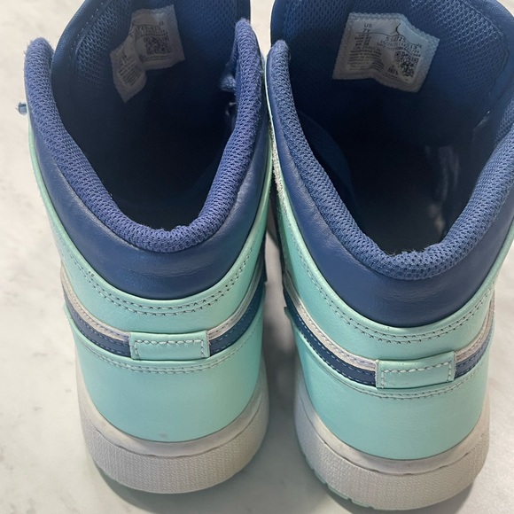 *USED* Air Jordan 1 Mid Mint Foam - Picture 10 of 14